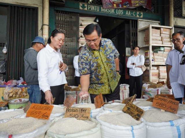 Anggota Ombudsman Republik Indonesia, Yeka Hendra Fatika, yang melakukan inspeksi mendadak (sidak) pada Senin (11/8/2025)