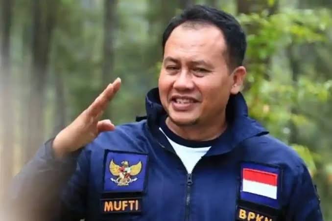 Ketua BPKN RI, Mufti Mubarok