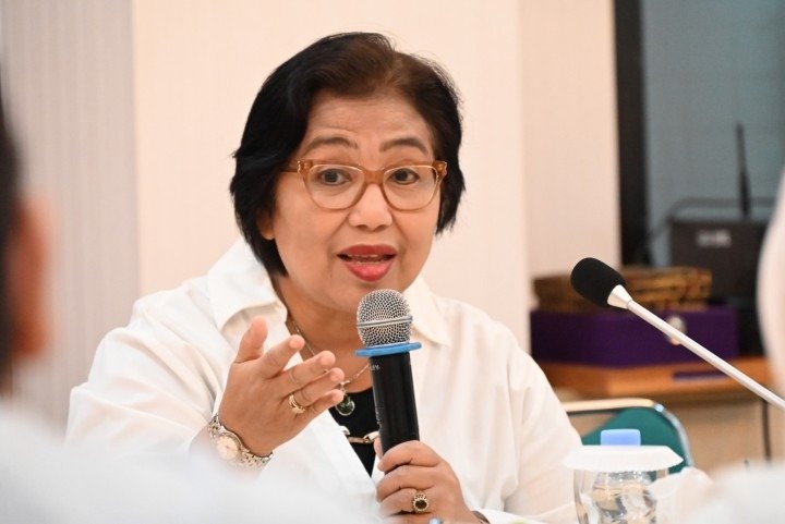 Irma Suryani