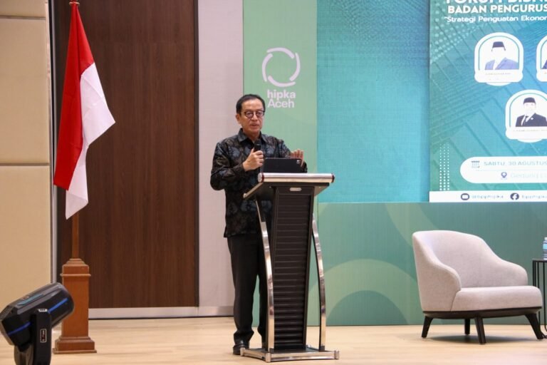 Kepala Eksekutif Pengawas Perbankan OJK