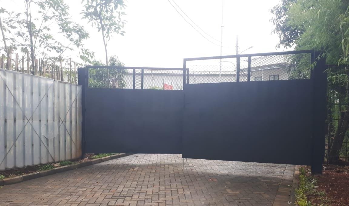 Pengelolaan sampah milik PT Jaya Real Property di Kelurahan Perigi Baru