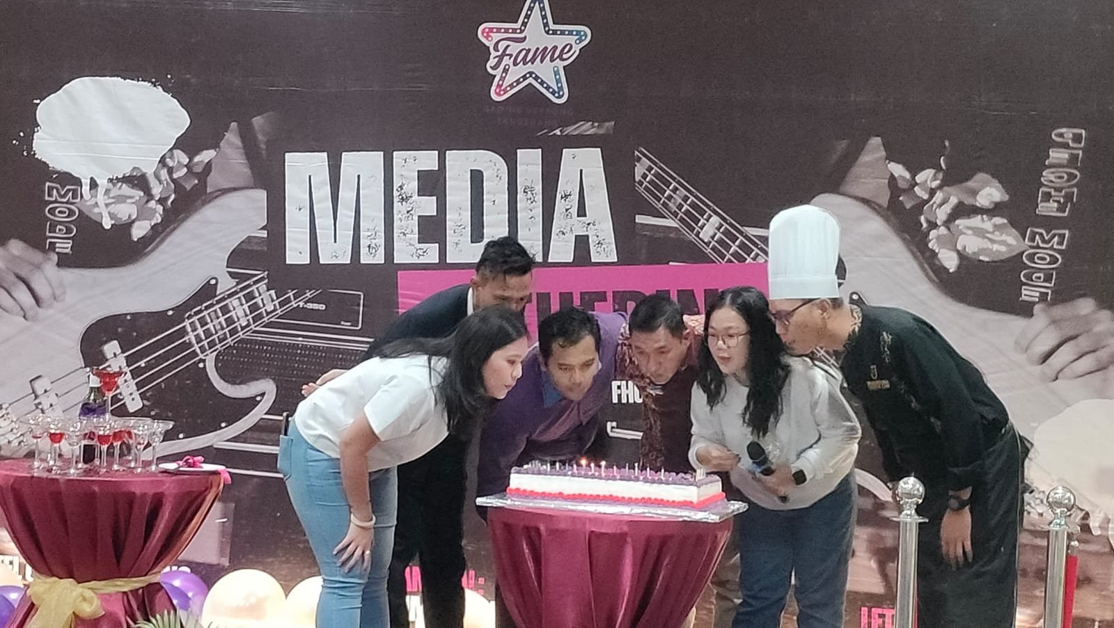 Media Gathering Fame Hotel bersama wartawan dan influencer, (Jumat, 12/12/2025).