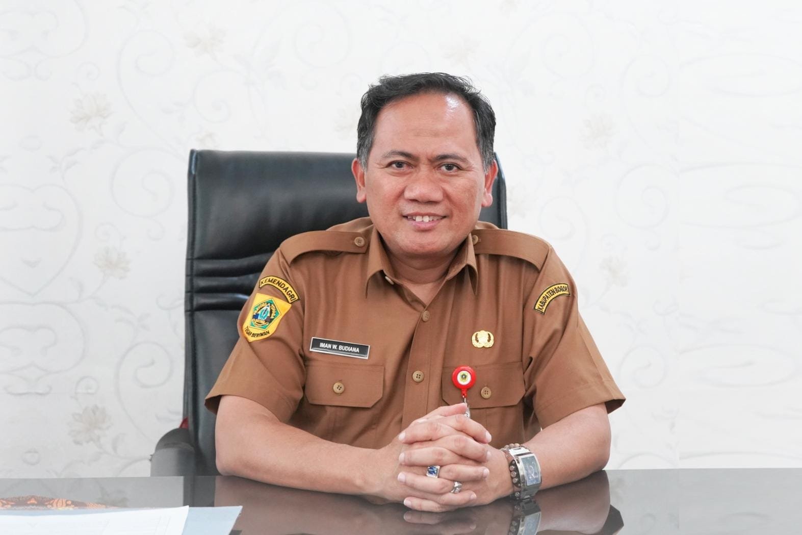 Kepala DInas Koperasi dan UKM Kab. Bogor, Iman Wahyu Budiana, ST, MM