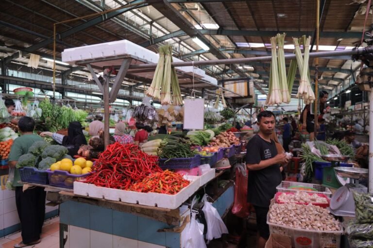 Pemerintah Kota (Pemkot) Tangerang Selatan (Tangsel) memastikan inflasi daerah masih terkendali menjelang Ramadan 1447 Hijriah.