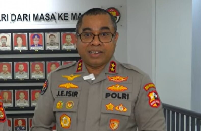 Kepala Divisi Humas Polri Irjen Pol Johnny Eddizon Isir. Foto: Dok. Polri TV