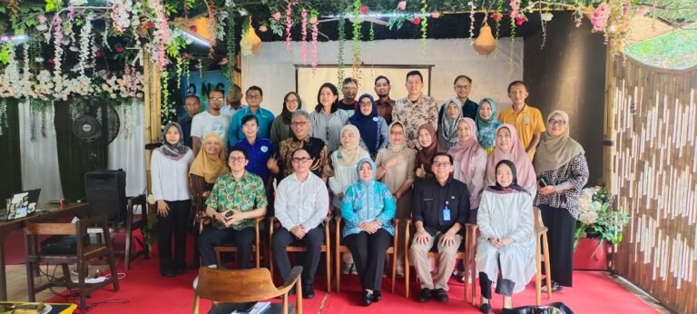 Hari Bumi 2026, DLH Tangsel menggelar Tangsel Climate Change Forum yang dihadiri perwakilan berbagai komunitas, di Gerai Lengkong, Rabu (22/4/2026). Foto: Ist