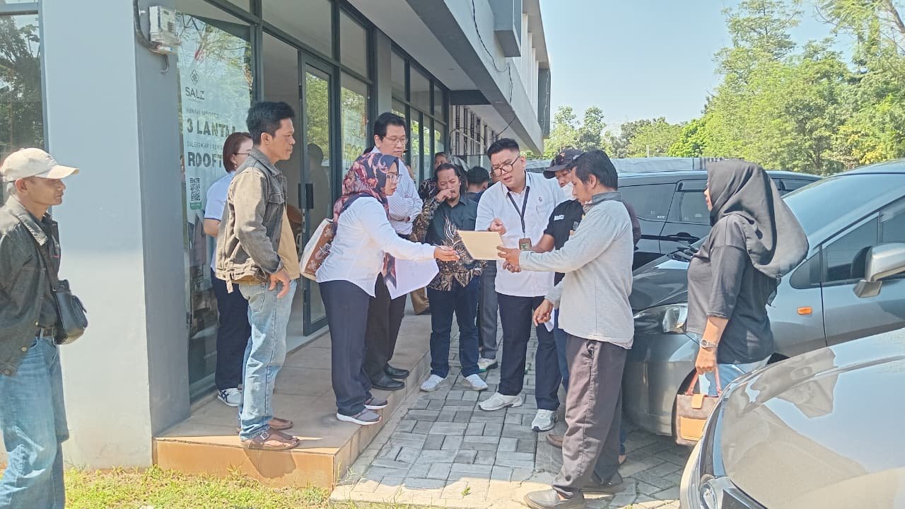 Sidang Sengketa Lahan di Desa Pengasinan, Majelis Hakim PN Cibinong Tinjau Langsung Lokasi Perkara