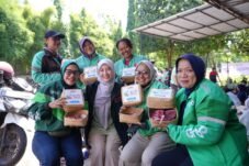 Dari Perempuan, untuk Perempuan: Ketika Driver Ojek Online Biasanya Mengantar — Kini Mereka yang Menerima. Foto: Istimewa