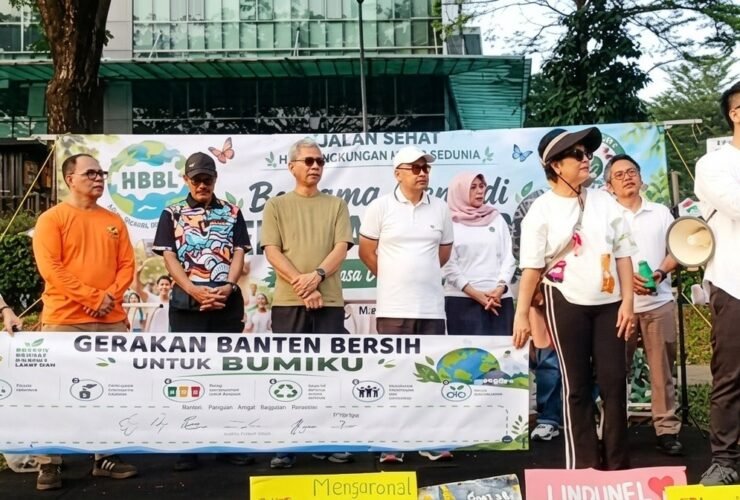 Pemerintah Kota Tangsel menggandeng Komunitas HBBL mencanangkan Gerakan Banten Bersih diacara Car Free Day (CFD) Bintaro Jaya, Pondok Aren, Minggu (21/6/2026). (Foto: Ist)