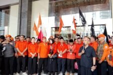 Keterangan Gambar : Partai Gerakan Rakyat resmi mendaftarkan diri ke Kementerian Hukum RI pada Kamis, 23 Juli 2026, sebagai tahapan memperoleh status badan hukum sekaligus mempersiapkan diri menghadapi Pemilu 2029. (sumber foto : ratman/pp/pjmi)