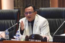 Wakil Ketua Komisi I DPR RI, Anton Sukartono Suratto