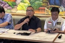 Denny Indrayana, Foto: Ist