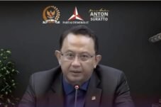 Wakil Ketua Komisi I DPR RI dari Fraksi Partai Demokrat, H. Anton Sukartono Suratto, M.Si., (Foto: Istimewa)