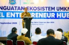 Wakil Walikota Pilar Saga Ichsan saat berikan arahan pada Forum Penguatan Tangerang Selatan Entrepreneur Hub Tahun 2026 di Gedung Galeri Koperasi dan UMKM Tangsel, Selasa (29/9/2026). Foto: Dok. Kominfo & Humas Pemkot Tangsel
