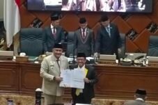 DPRD Kabupaten Bogor bersama Pemerintah Kabupaten Bogor menyepakati pembentukan Panitia Khusus (Pansus) untuk membahas tiga Rancangan Peraturan Daerah (Raperda) inisiatif DPRD di Ruang Rapat Soekarno-Hatta, Jumat (16/10/2026). (Foto: Istimewa)