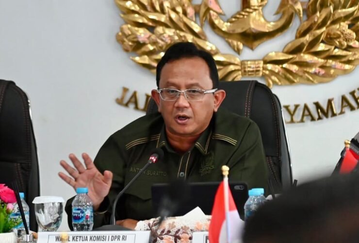Wakil Ketua Komisi I DPR RI, Anton Sukartono Suratto menyoroti letak geografis Kepulauan Riau yang berbatasan langsung dengan jalur pelayaran internasional Selat Malaka dan Laut Natuna Utara. (Foto: Istimewa)